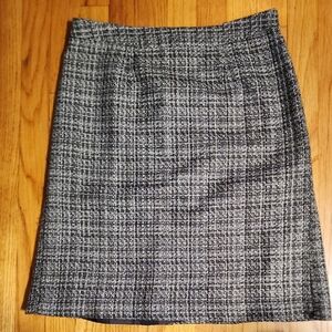 Jaclyn Smith Charcoal and White Pencil Skirt